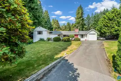 410 HADDEN DRIVE, West Vancouver BC V7S 1E9