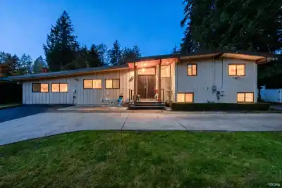 475 NEWLANDS ROAD, West Vancouver BC V7T 1W3