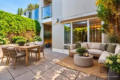 105 2195 W 5TH AVENUE, Vancouver BC V6K 1S1