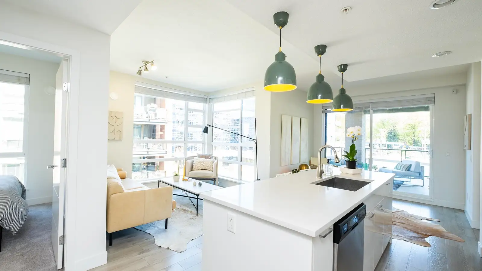 409 719 W 3RD STREET, North Vancouver BC V7M 0E7