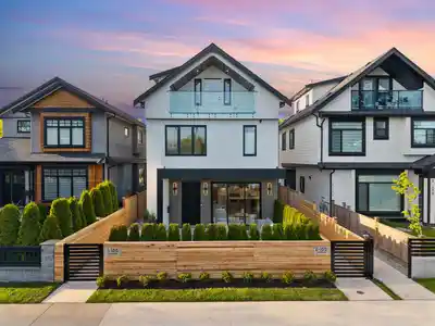1 165 E 45TH AVENUE, Vancouver BC V5W 1W8