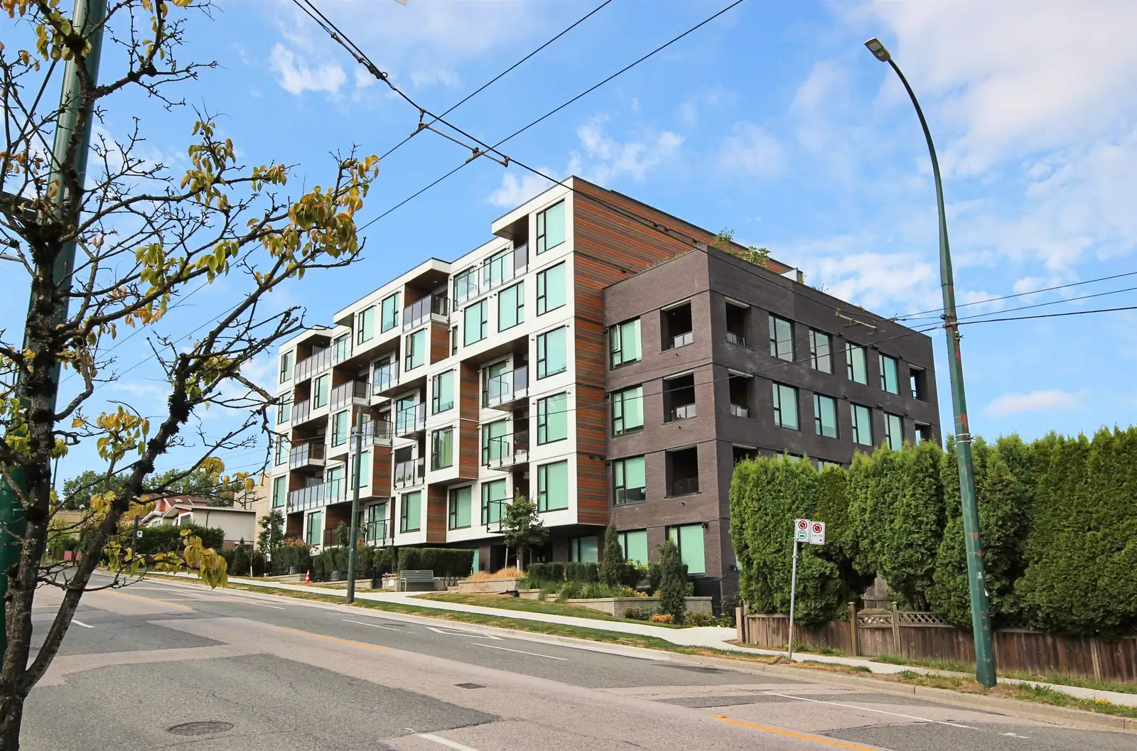 105 5399 JOYCE STREET, Vancouver BC V5R 4H3