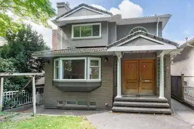 6775 CULLODEN STREET, Vancouver BC V5X 4J5