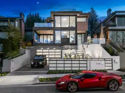 4346 LOCARNO CRESCENT, Vancouver BC V6R 1G3