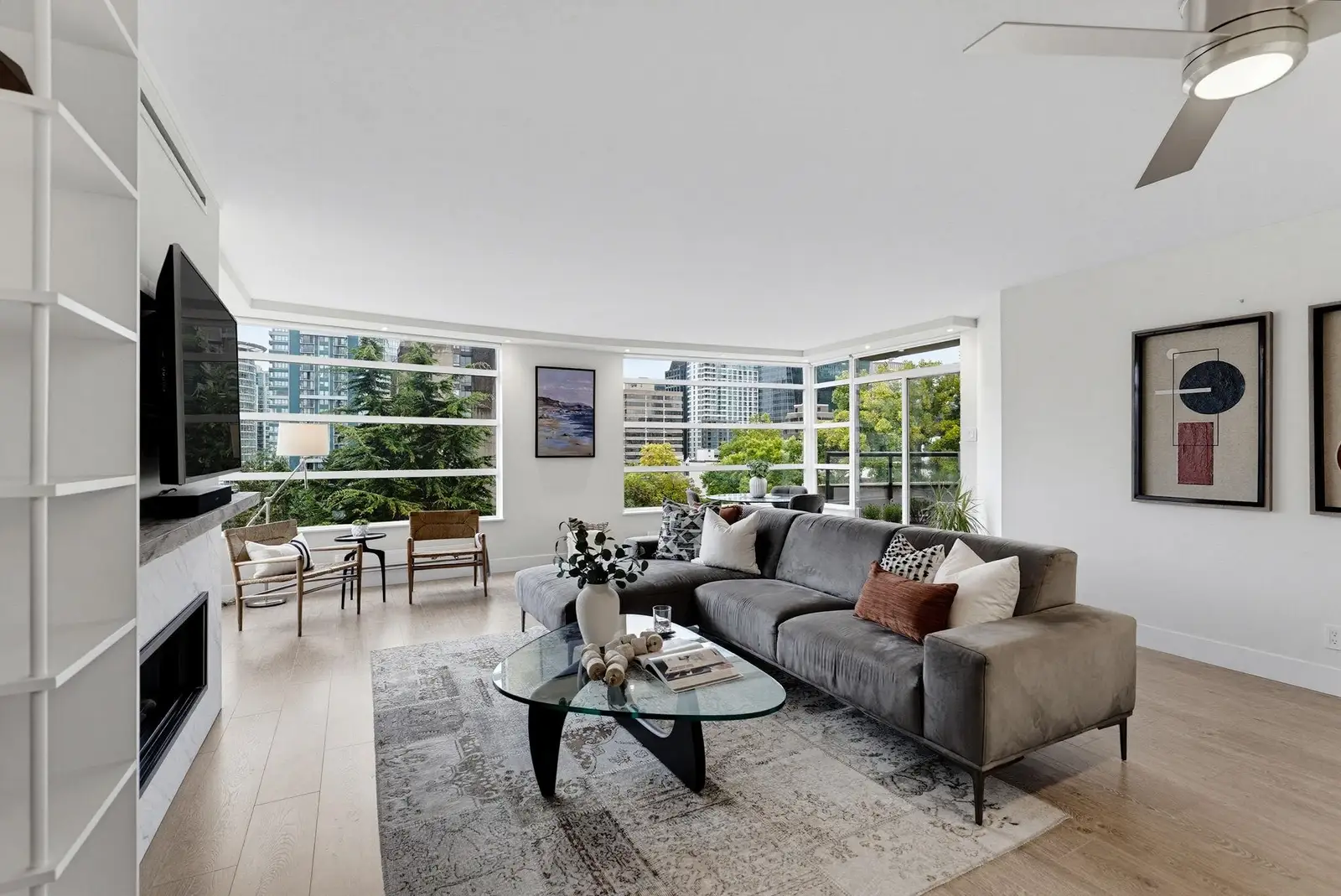 PH2-802 1225 BARCLAY STREET, Vancouver BC V6E 1H5