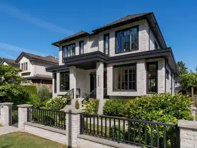 2305 W KING EDWARD AVENUE, Vancouver BC V6L 1T3
