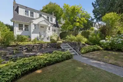 3933 W KING EDWARD AVENUE, Vancouver BC V6S 1N2