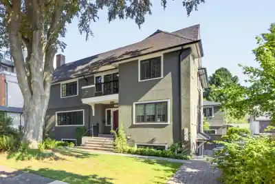 2 1157 W 33RD AVENUE, Vancouver BC V6M 1A3
