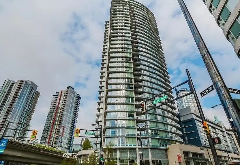301 689 ABBOTT STREET, Vancouver BC V6B 0J2