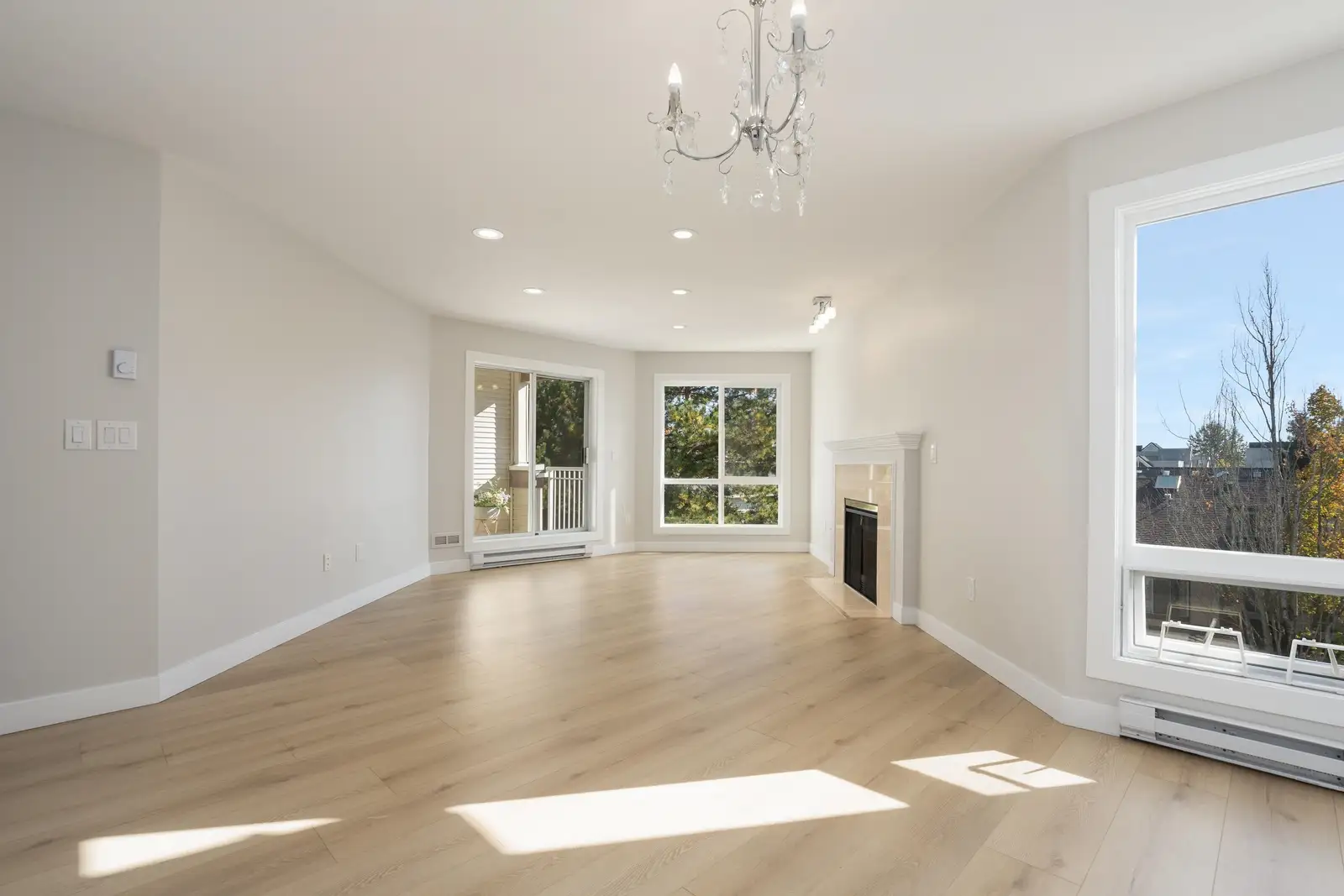 321 7453 MOFFATT ROAD, Richmond BC V6Y 3W1