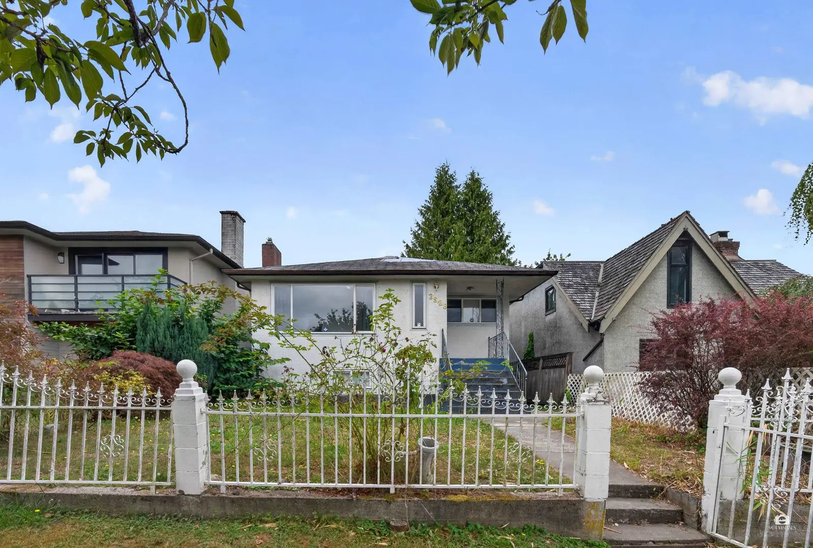 2528 E 24TH AVENUE, Vancouver BC V5R 1C9