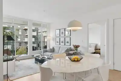 501 5080 QUEBEC STREET, Vancouver BC V5W 2N2