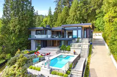 2965 ALTAMONT CRESCENT, West Vancouver BC V7V 3C2