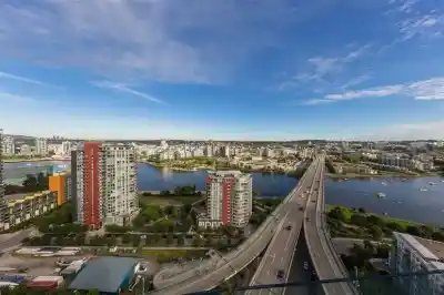 2417 89 NELSON STREET, Vancouver BC V6Z 0E7