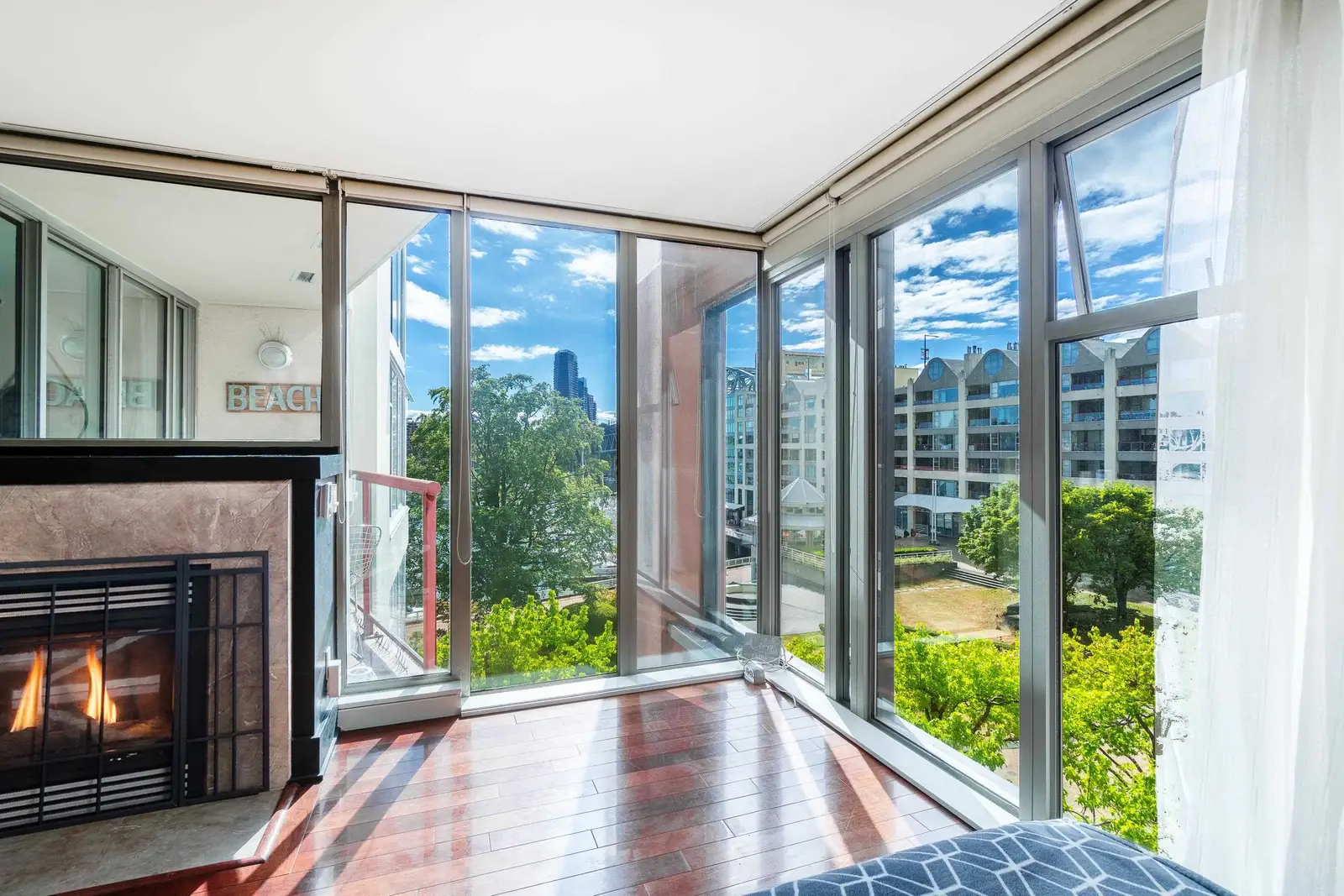 503 990 BEACH AVENUE, Vancouver BC V6Z 2N9