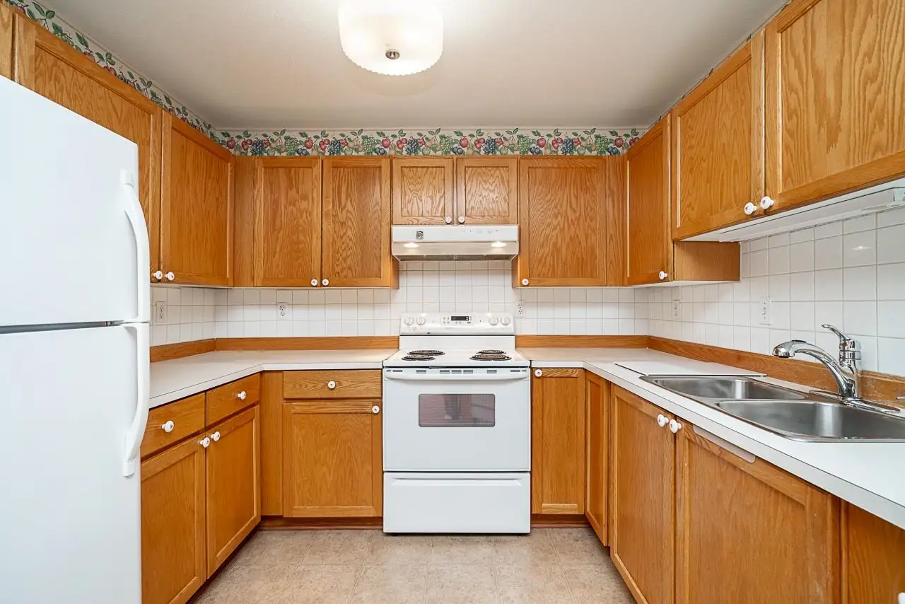 102 17695 58 AVENUE, Surrey BC V3S 1L5