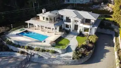 1167 EYREMOUNT DRIVE, West Vancouver BC V7S 3J6