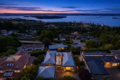 1572 CHIPPENDALE COURT, West Vancouver BC V7S 3G6