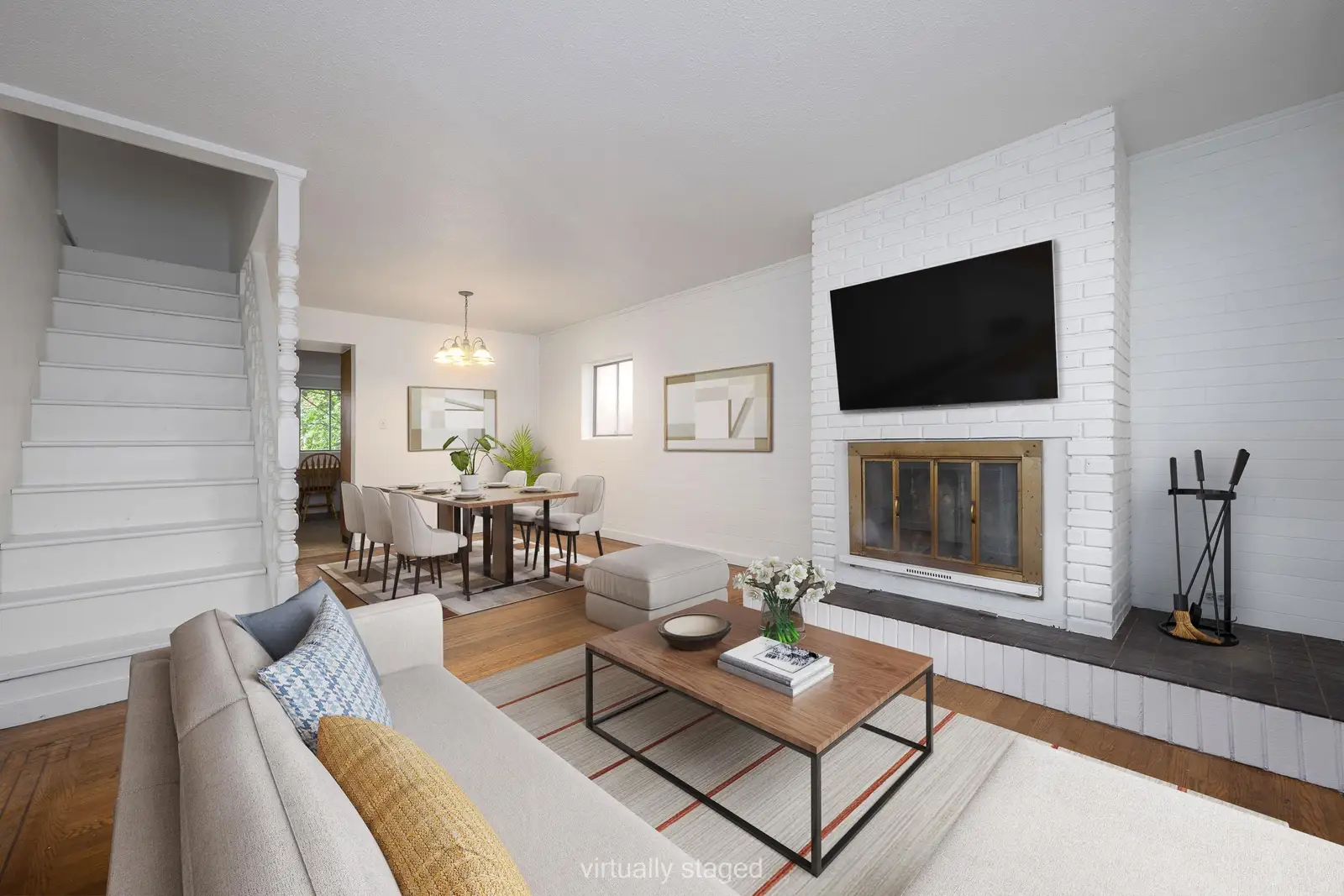 2305 TURNER STREET, Vancouver BC V5L 2A6