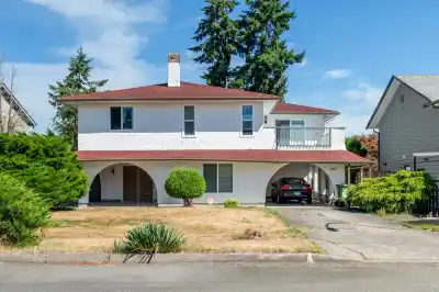 9551 SNOWDON AVENUE, Richmond BC V7A 2M2