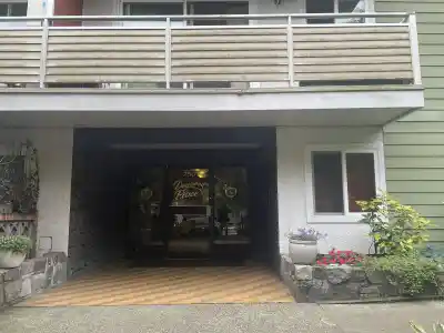 210 750 E 7TH AVENUE, Vancouver BC V5T 4H5