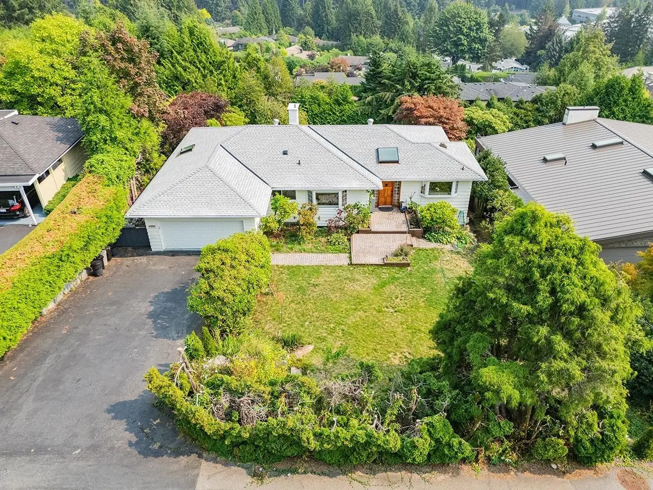 96 BONNYMUIR DRIVE, West Vancouver BC V7S 1L2