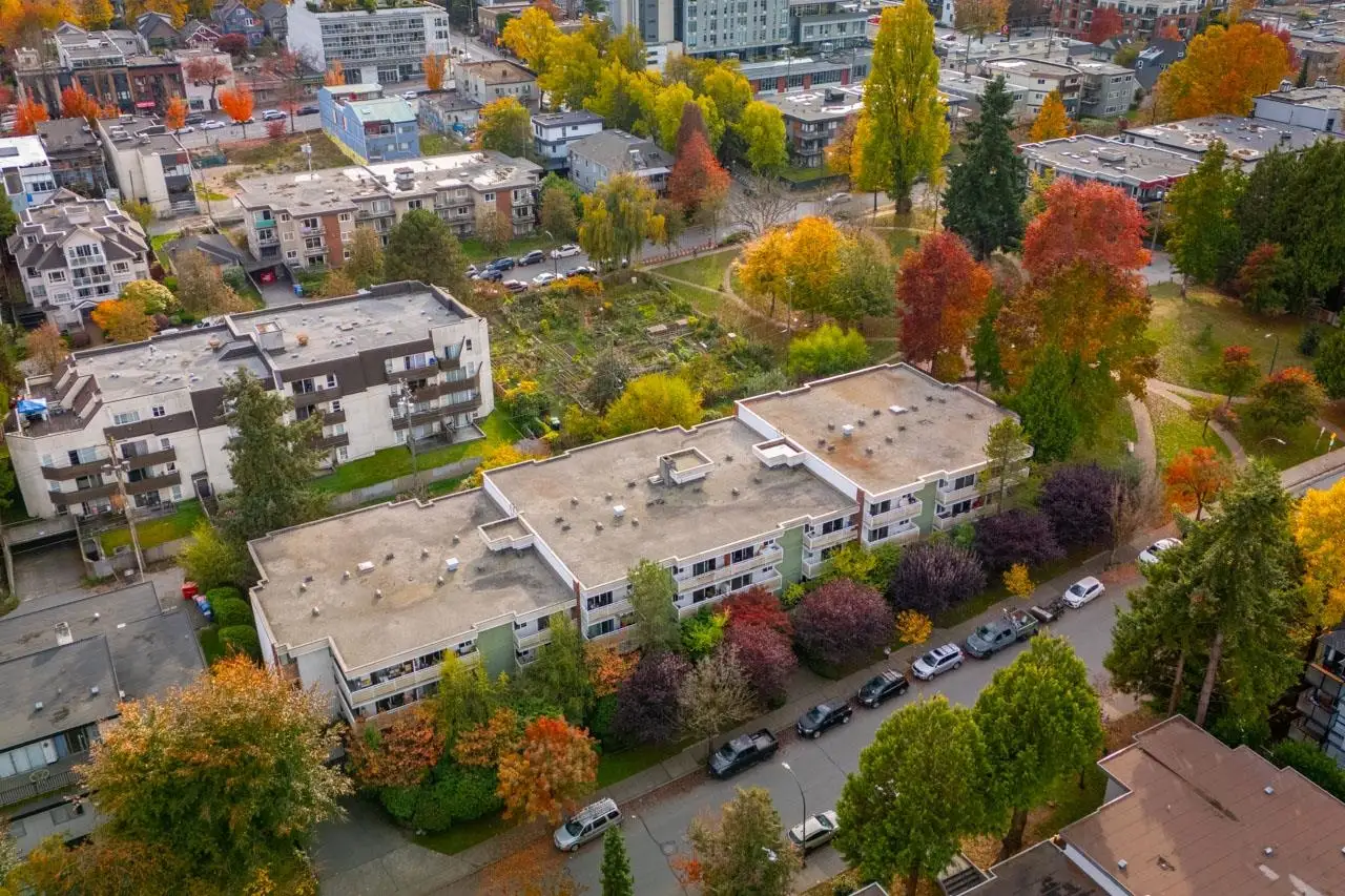 319 750 E 7TH AVENUE, Vancouver BC V5T 4H5