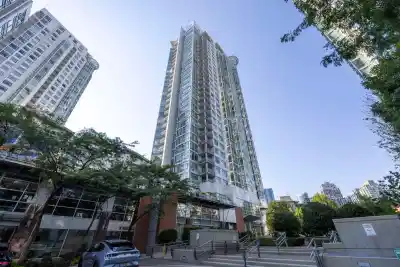 2907 198 AQUARIUS MEWS, Vancouver BC V6Z 2Y4
