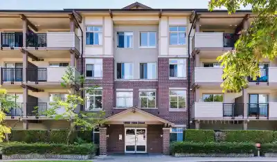 403 10088 148 STREET, Surrey BC V3R 3M9