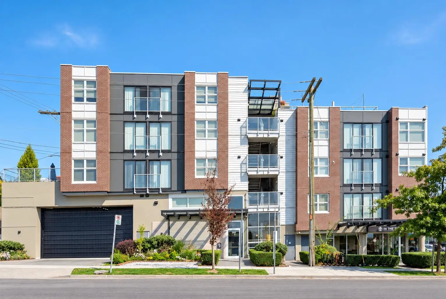 306 388 KOOTENAY STREET, Vancouver BC V5K 0C5