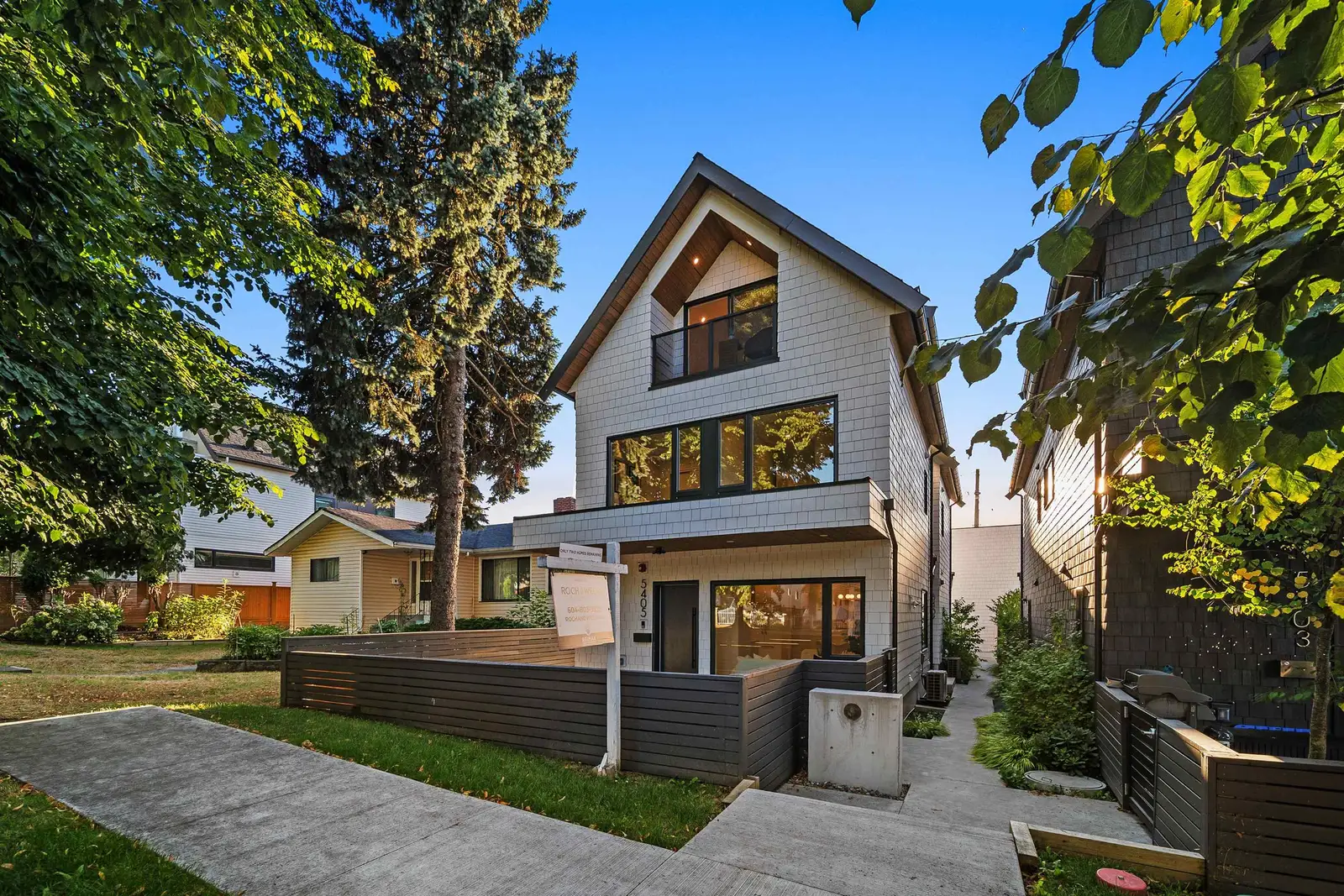 5405 WALES STREET, Vancouver BC V5R 3M9