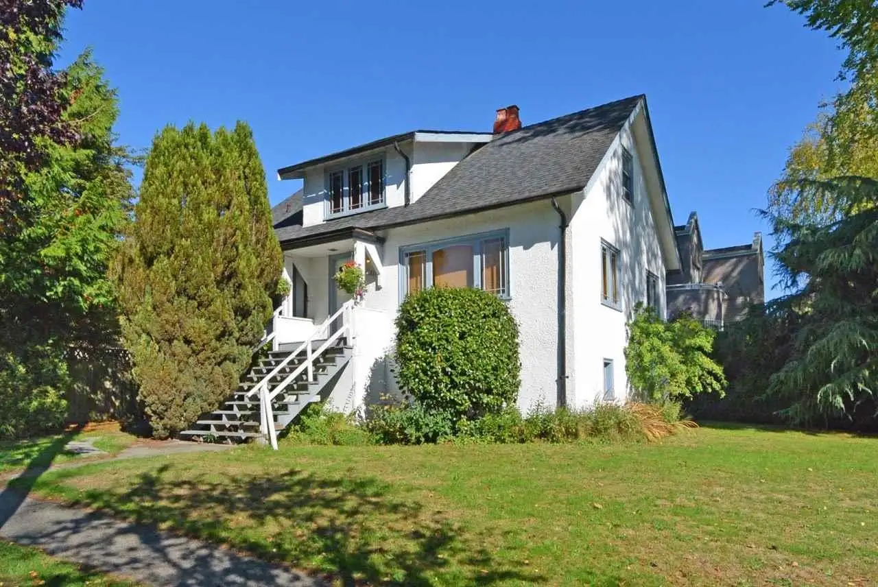 5480 COLLINGWOOD STREET, Vancouver BC V6N 1T1