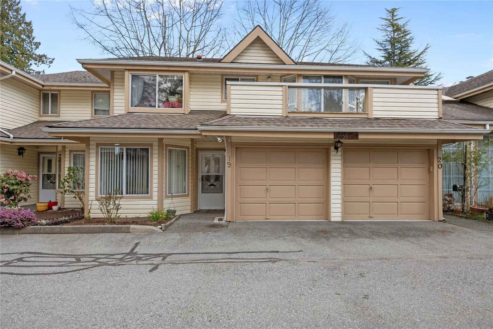 19 9971 151 STREET, Surrey BC V3R 9N6