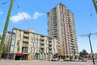 210 8138 FRASER STREET, Vancouver BC V5X 0J8