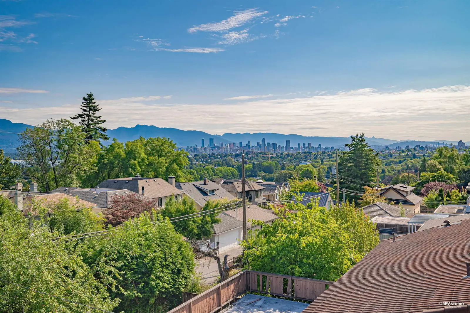 3853 W 14TH AVENUE, Vancouver BC V6R 2X1