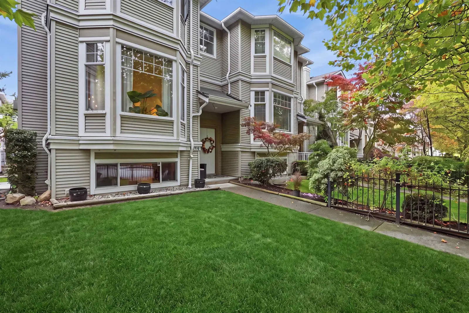 6556 121 STREET, Surrey BC V3W 1C5