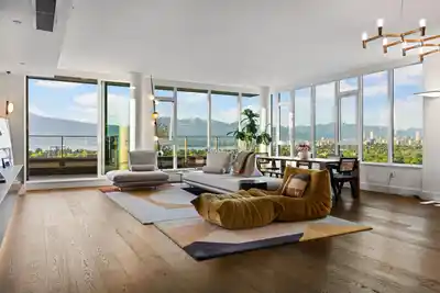 403 3639 W 16TH AVENUE, Vancouver BC V6R 3C3