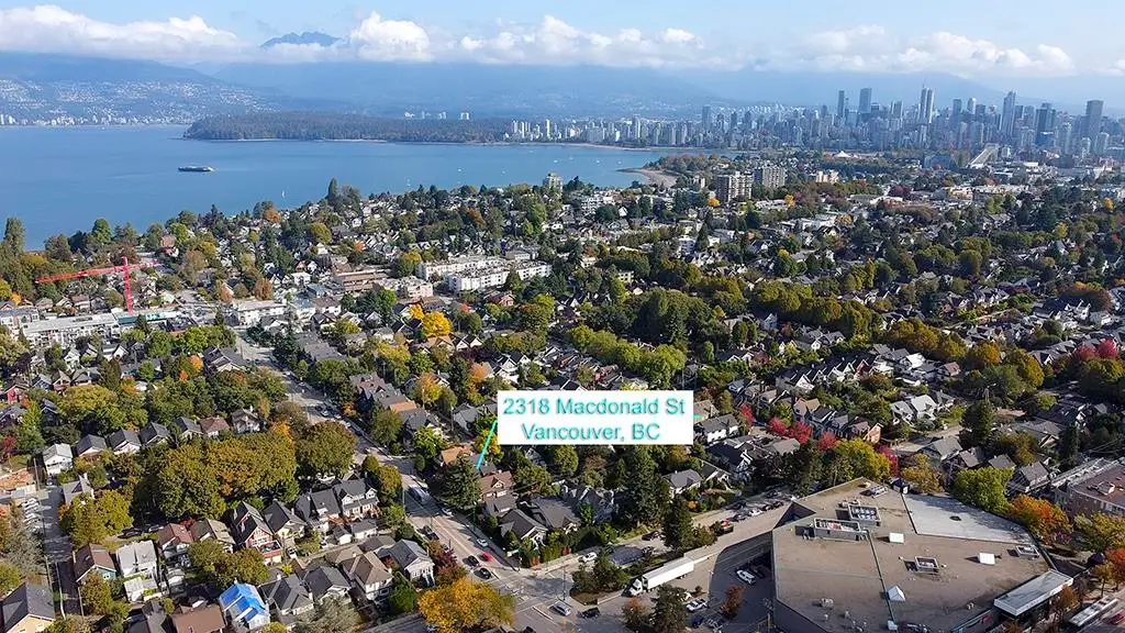 2318 MACDONALD STREET, Vancouver BC V6K 3Y8