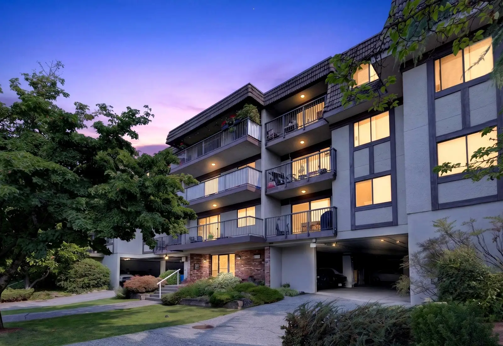 307 252 W 2ND STREET, North Vancouver BC V7M 1C8