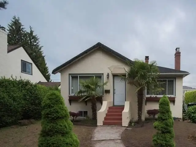 395 W 49TH AVENUE, Vancouver BC V5Y 2Z9