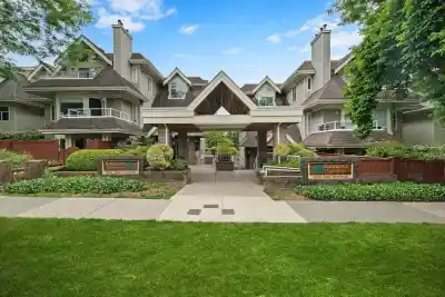 211 3628 RAE AVENUE, Vancouver BC V5R 2P5