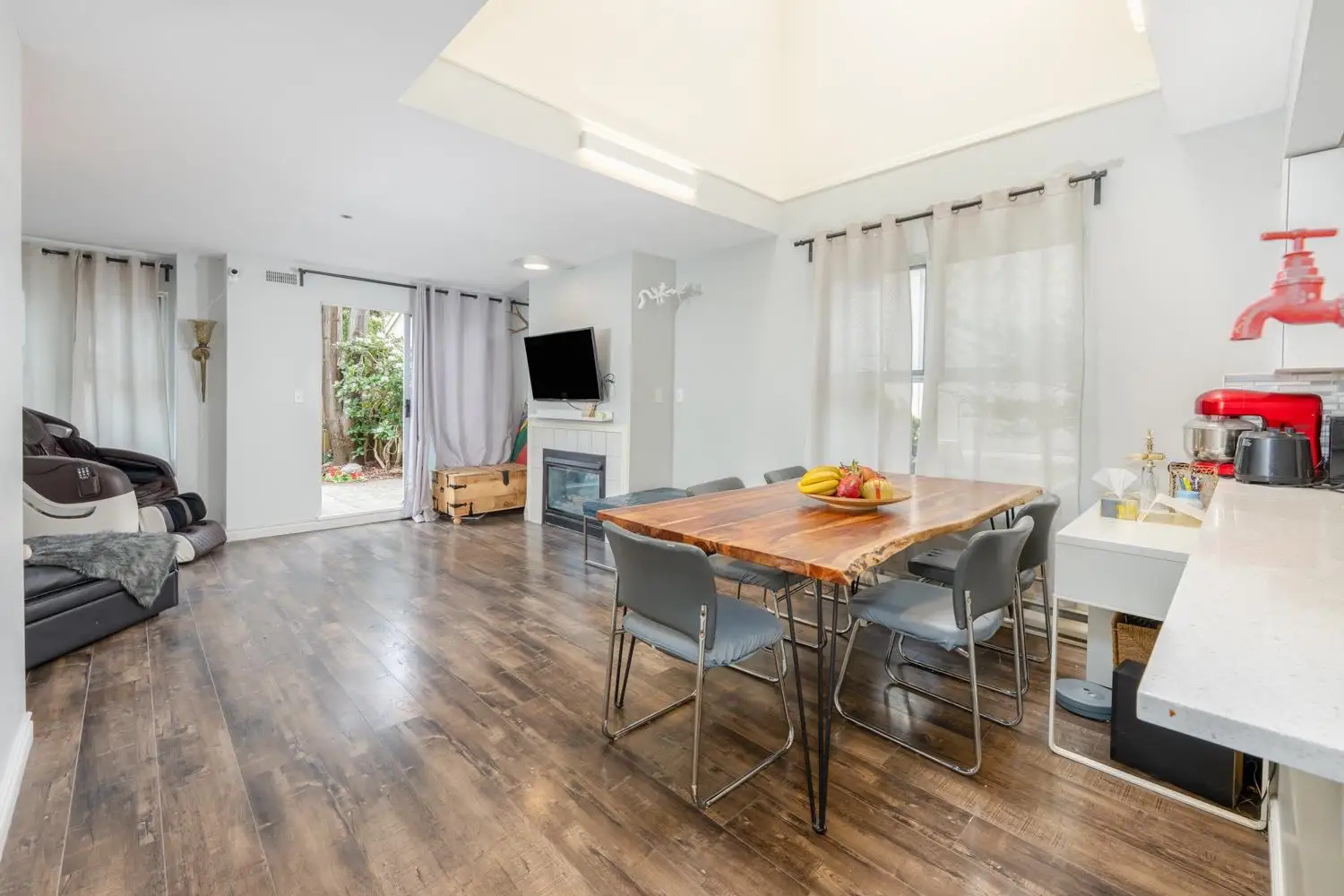 D 3439 E 43RD AVENUE, Vancouver BC V5R 5X9
