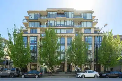 504 131 E 3RD STREET, North Vancouver BC V7L 0E3