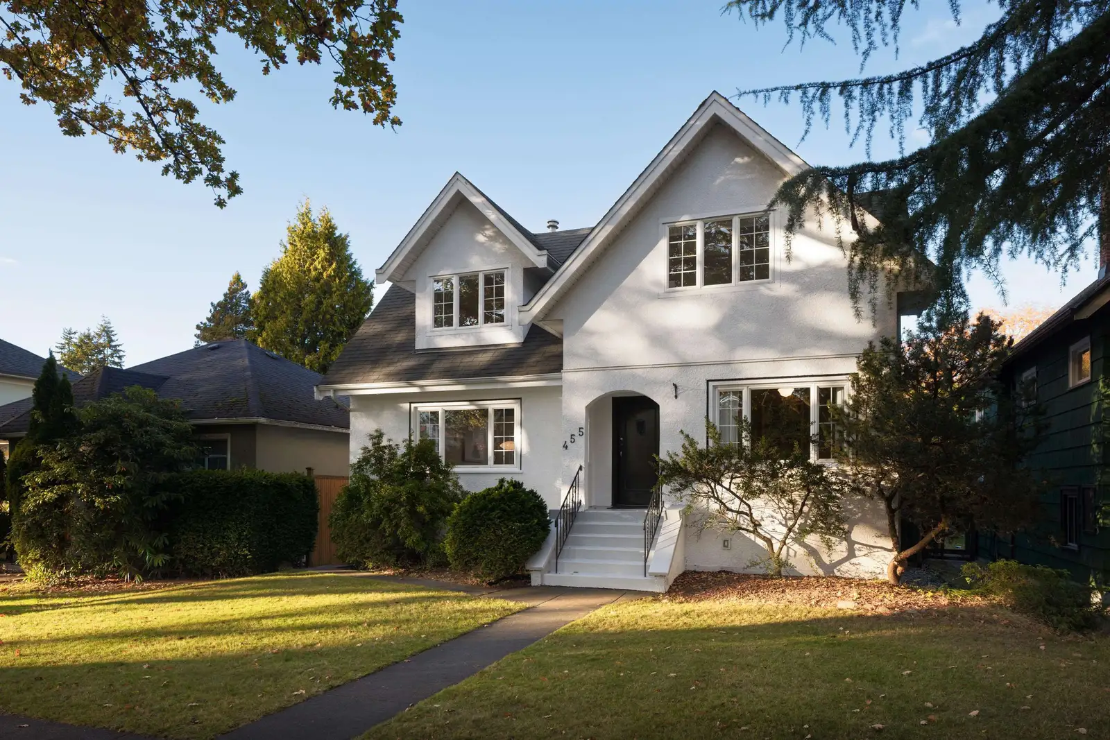 455 W 22ND AVENUE, Vancouver BC V5Y 2G6