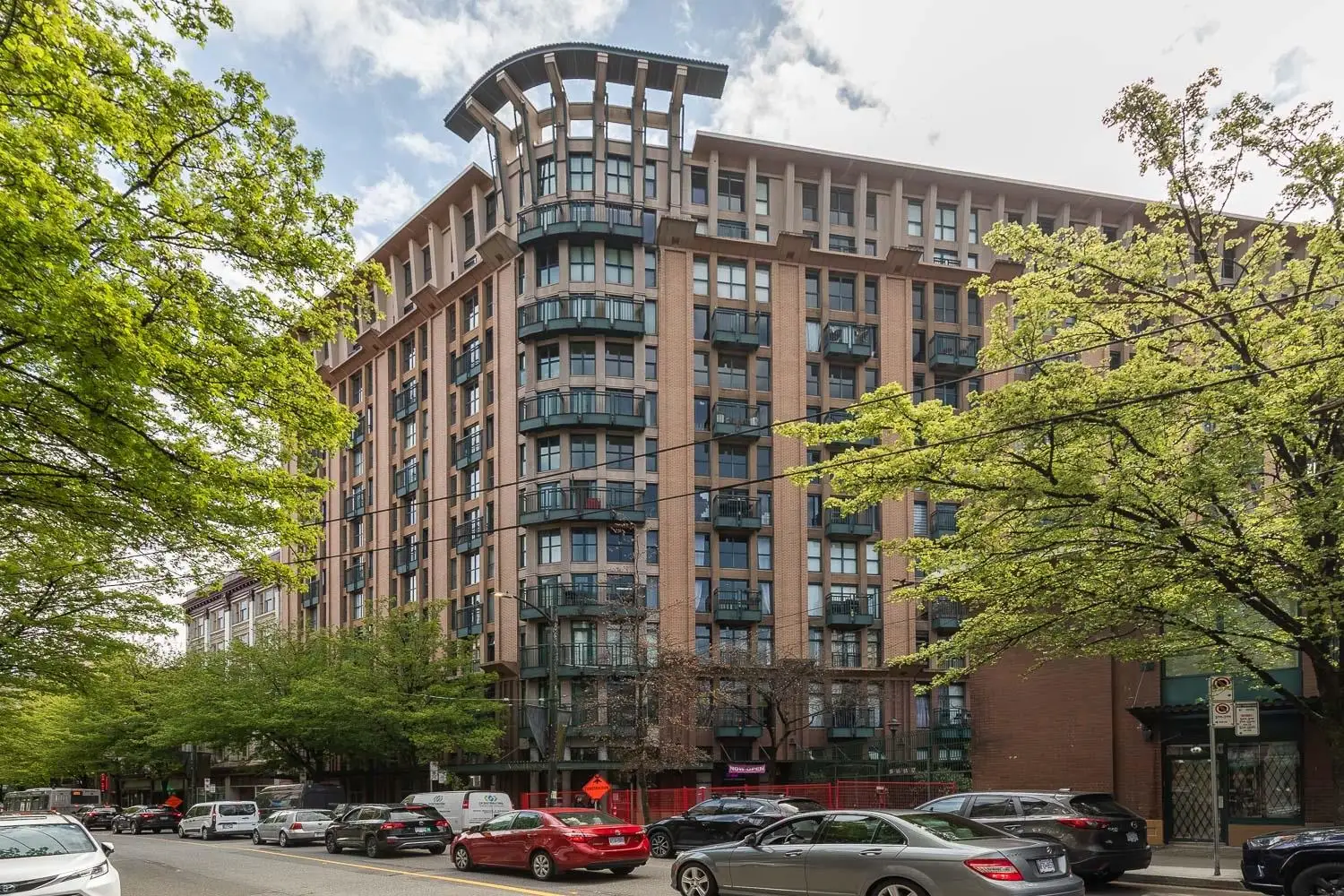 607 22 E CORDOVA STREET, Vancouver BC V6A 4G8
