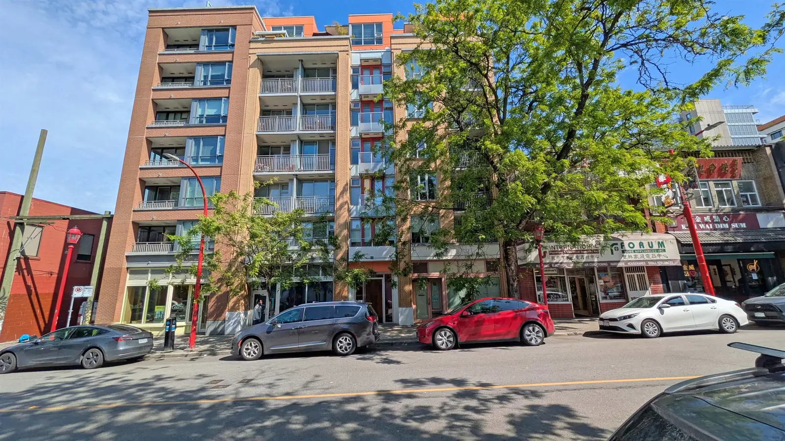 201 231 E PENDER STREET, Vancouver BC V6A 0G3
