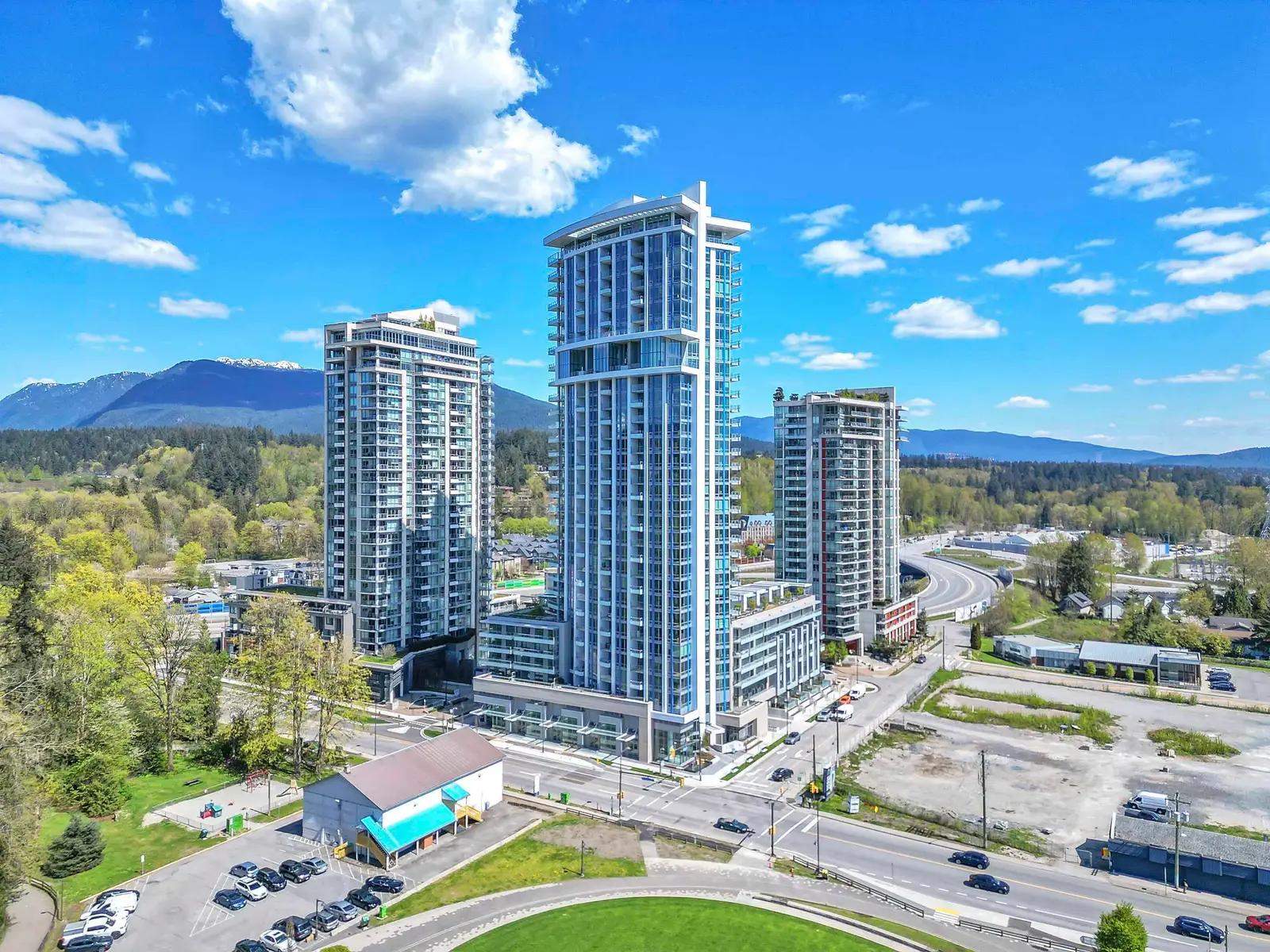 412 1500 FERN STREET, North Vancouver BC V7J 0E6