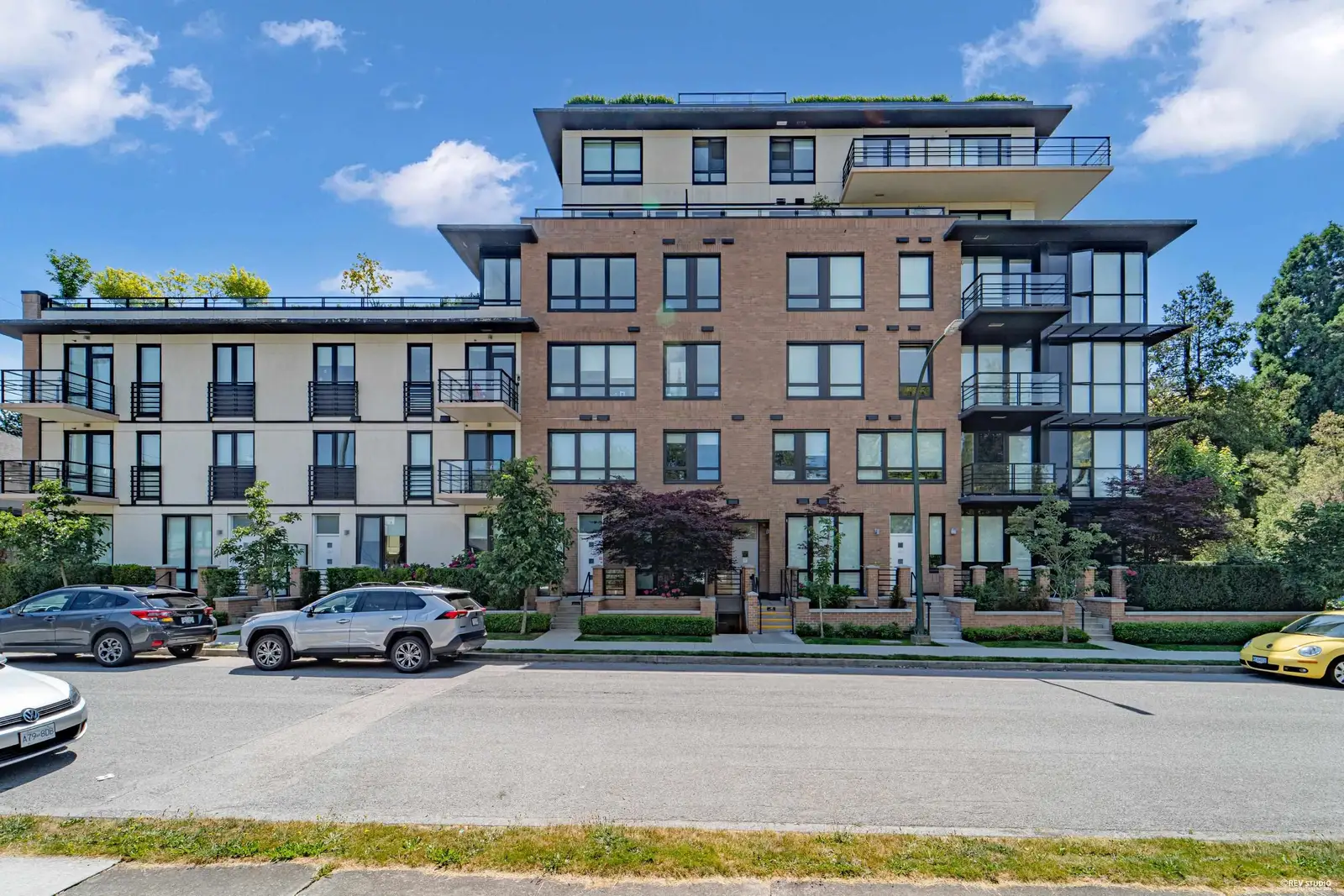406 4408 CAMBIE STREET, Vancouver BC V5Y 0M2