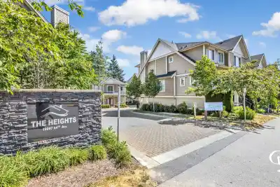 25 19097 64 AVENUE, Surrey BC V3S 6X5