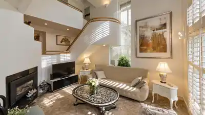 5819 WALLACE STREET, Vancouver BC V6N 2A3